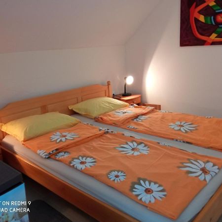 Appartamento Studio Teo Pomorie Esterno foto