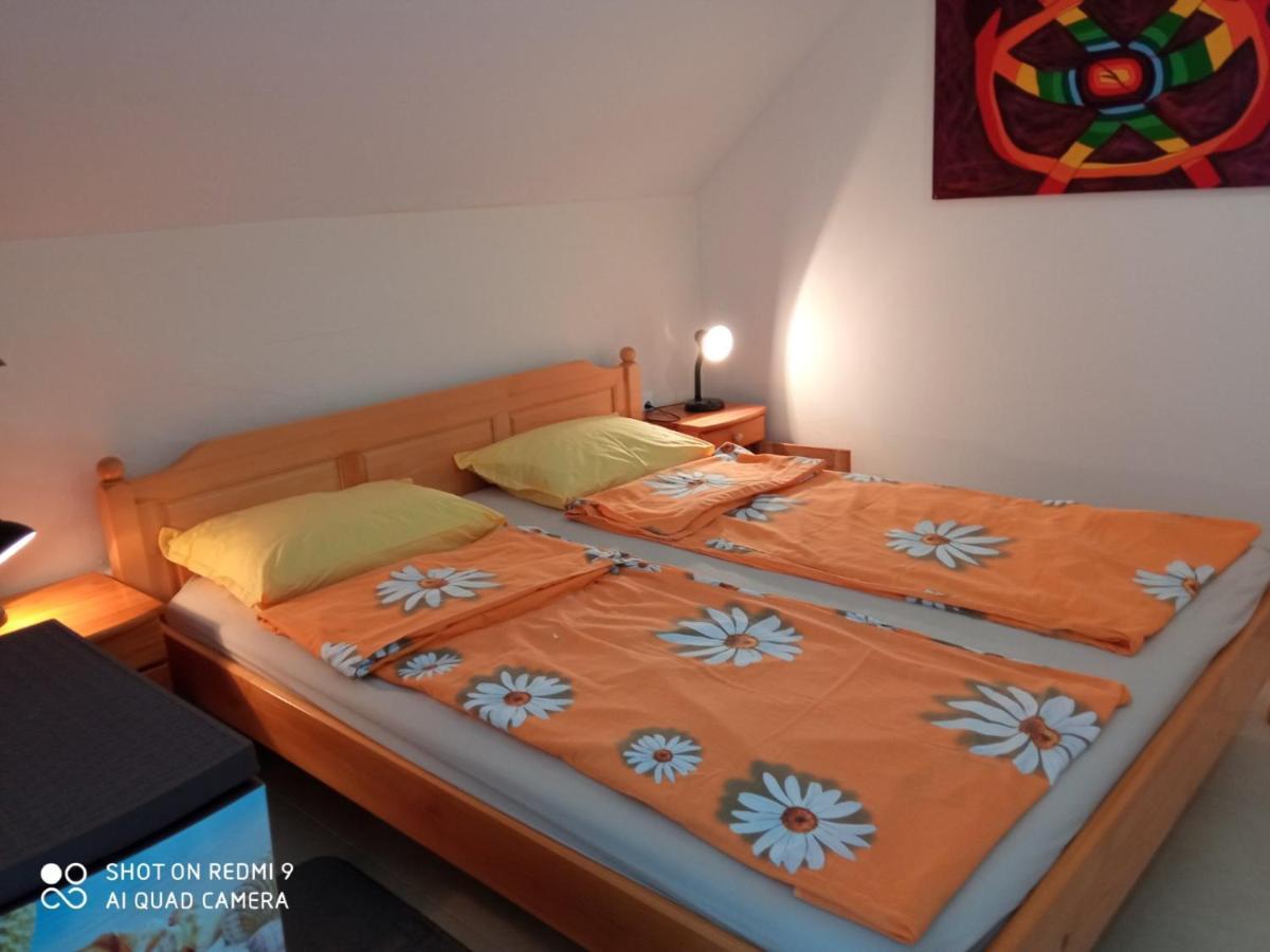 Appartamento Studio Teo Pomorie Esterno foto